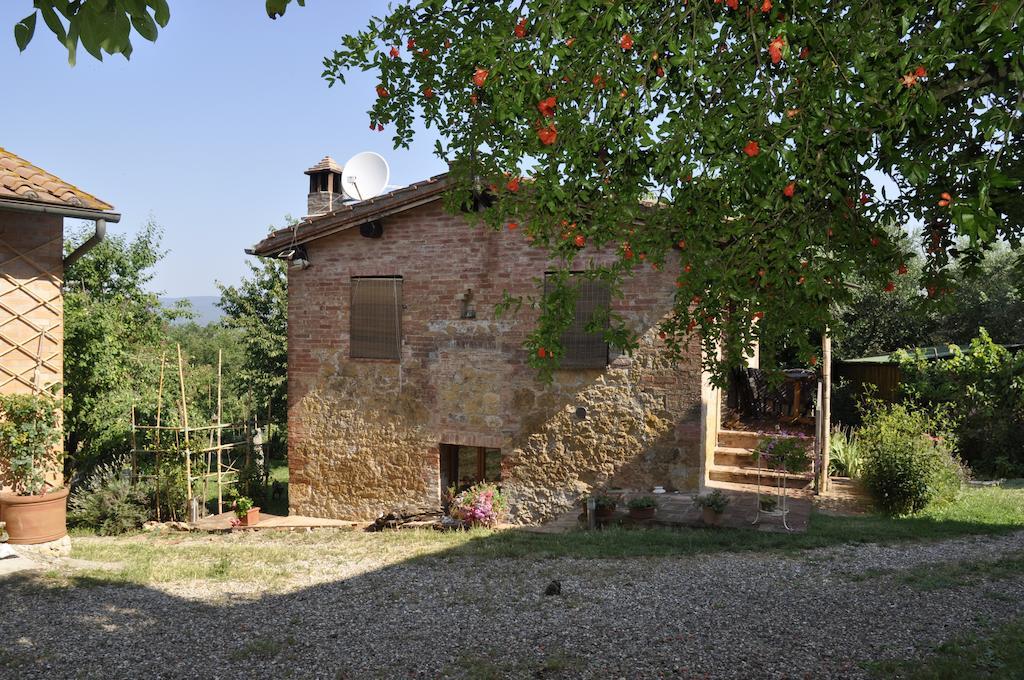 Agriturismo Colombino Siena Bagian luar foto
